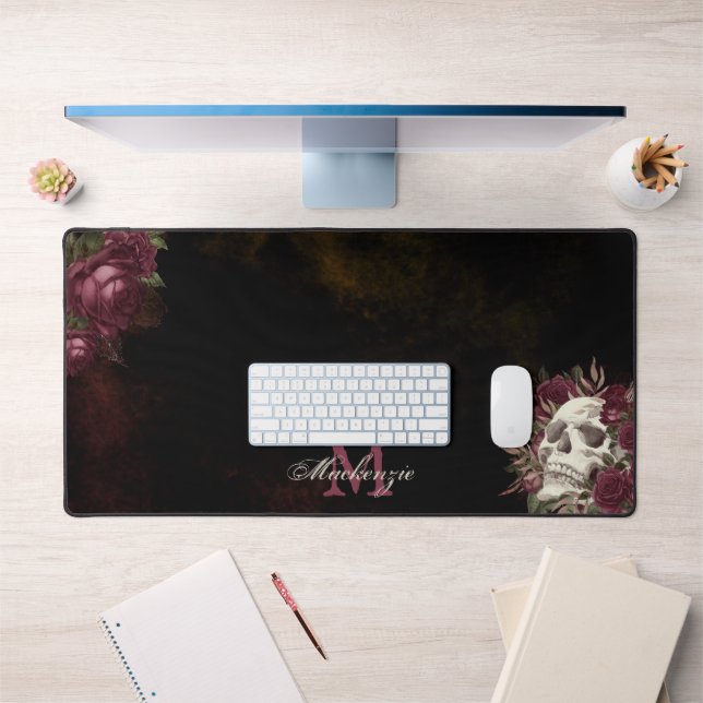Skull-Rose Monogramm Name Burgundy Grunge Dunkel Schreibtischunterlage (Büro 1)