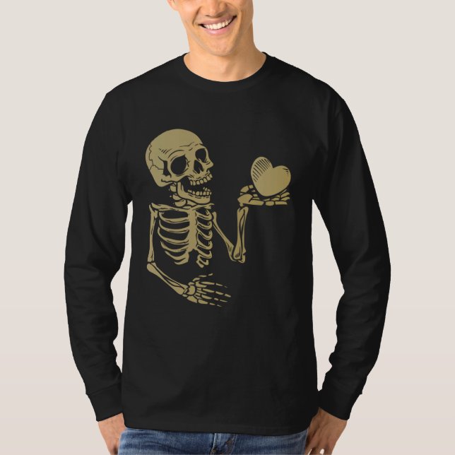 Skull Skeleton Hand Holding Red Heart Love T-Shirt (Vorderseite)