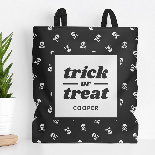 Skull und Crossbones Mit Monogramm Trick oder Tret Tasche (Von Creator hochgeladen)