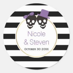Skulle und Streifen lila Halloween-Hochzeit Runder Aufkleber