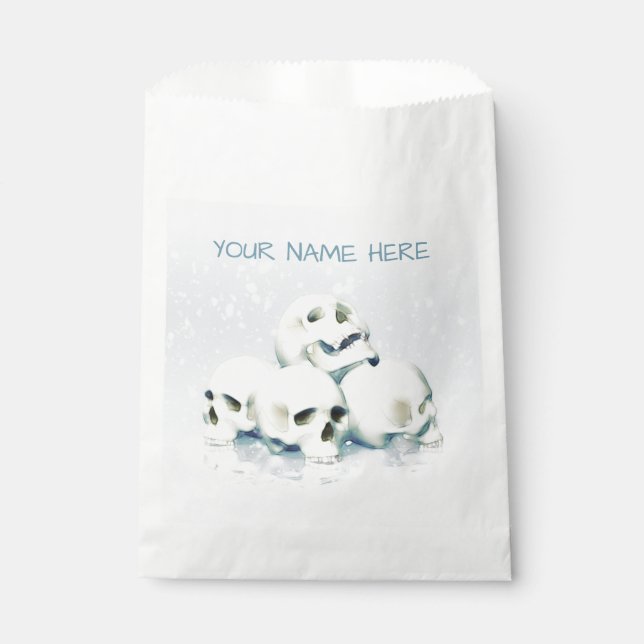 Skulls in the snow. Personalized Geschenktütchen (Vorderseite)
