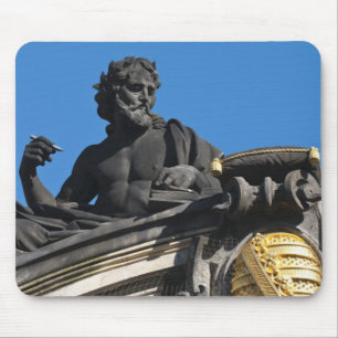 Skulpturen an der Kunstakademie, Dresden Mousepad