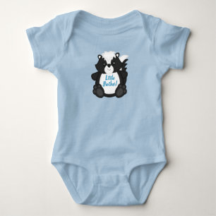 Skunk Baby Shower Blue Strampler