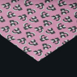 Skunk Birthday Party Kids Pink Tissue Paper Seidenpapier<br><div class="desc">Feiern Sie den Geburtstag Ihres Kindes mit diesem bezaubernden Schnupfen Geburtstagsgeschenk! Ideal für eine Waldtierfeier,  oder einfach nur für ein Kind,  das Lieben in den Schotten! Ein Party zum 1. Geburtstag für ein Baby!</div>