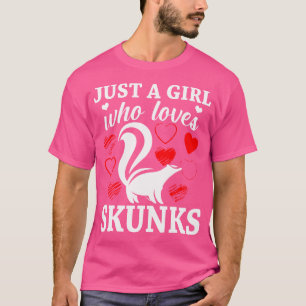 Skunk liebt nur ein Mädchen, das Lieben Skunks T-Shirt