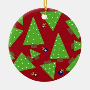 Skurrile grüne Weihnachtsbäume und Dekorationen Keramik Ornament