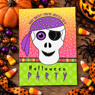 Skurrile Piratenschädel-Halloween-Party-Einladung Einladungspostkarte