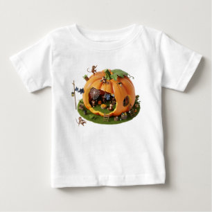 Skurriles 3D-Kürbishaus mit Miniatur-Affen Baby T-shirt