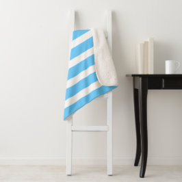 Sky Blue and White Cabana Stripes Sherpadecke