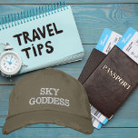 Sky Goddess Typografie, Wanderlust, Einfach Bestickte Baseballkappe<br><div class="desc">Sky Goddess Typografie,  Wanderlust,  einfache bestickte Baseballkappe. Mit unserem Wanderlust-Cap lassen Sie Ihre Abenteuerlust entfalten. Dieses stilvolle Cap zeichnet sich durch ein Design aus,  das für jeden Reisenden das Herz bezaubert. Das Copyright steigt in Stildesigns.</div>
