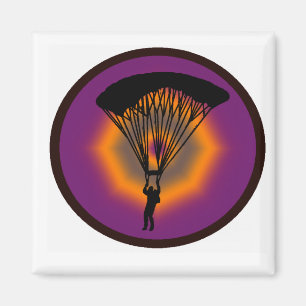 SKYDIVE LILA SKIEN MAGNET