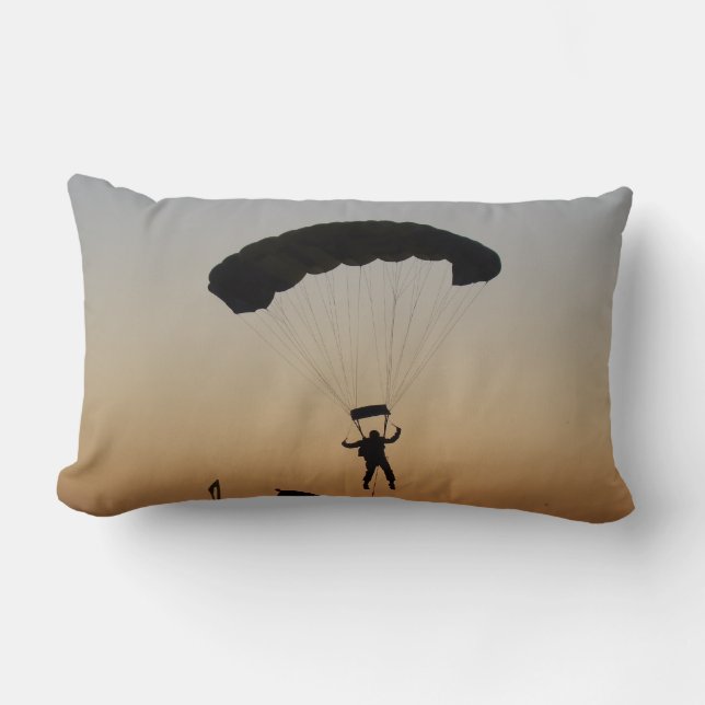 Skydiver Parachute bei Sunset Sky Diver Lendenkissen (Vorderseite)
