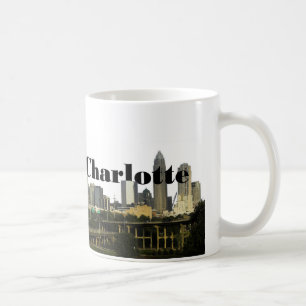 Skyline Charlottes NC mit Charlotte im Himmel Kaffeetasse