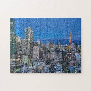 Skyline in der Dämmerung