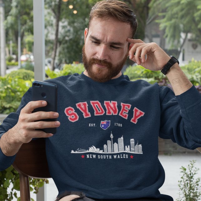Skyline of Sydney, Australia Sweatshirt (Von Creator hochgeladen)