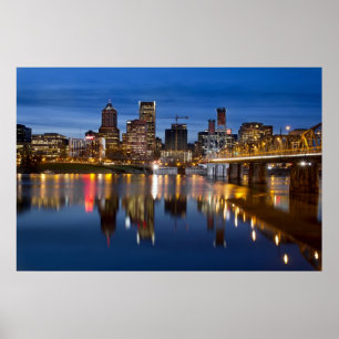Skyline Portlands Oregon am blauen Stunden-Plakat Poster