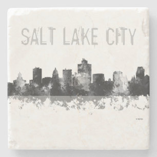 SKYLINE SALT LAKE CITYS, UTAH - Stein trinkt Steinuntersetzer