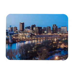 Skyline und Uferpromenade von Saint Paul bei Nacht Magnet