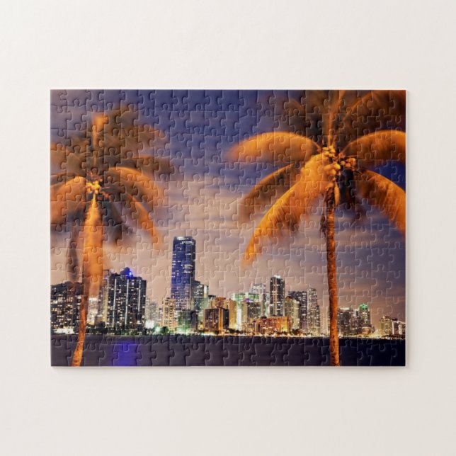 Skyline USA, Florida, Miami an der Dämmerung (Horizontal)