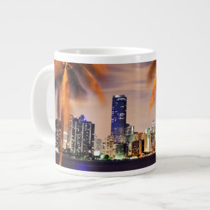 Skyline USA, Florida, Miami an der Dämmerung Jumbo-Tasse