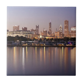 Skyline USA, Illinois, Chicago an der Dämmerung Fliese