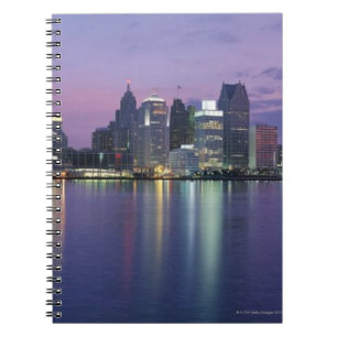 Skyline USA, Michigan, Detroit, Nacht Notizblock