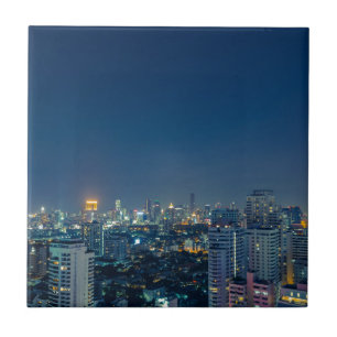 Skyline von Bangkok in der Nacht Fliese