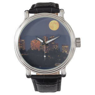 Skyline von Bellevue vom Washington Lake bei der D Armbanduhr