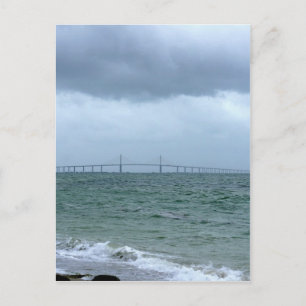 Skyway an einem stürmischen Tag Postkarte