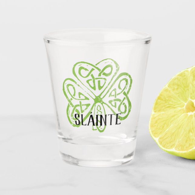 Sláinte Irish Kleeblatt Schnapsglas (Vorderseite)