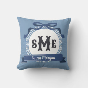 Slate Blue Reverse Griechisch Key Bow Monogram Kissen