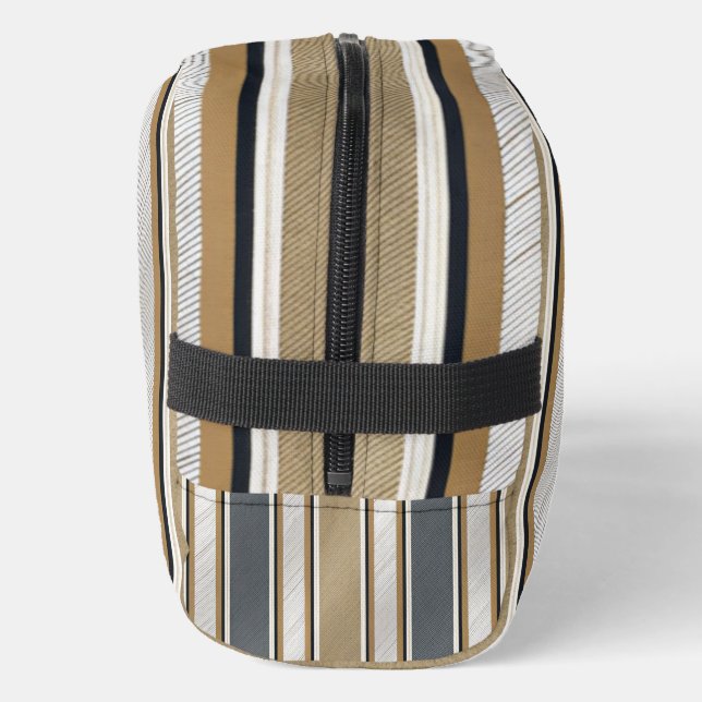 Sleek and Modern Stripe Pattern Waschbeutel (Links)