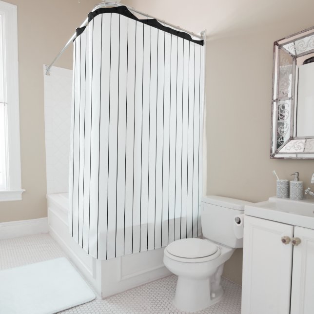 Sleek Black Pinstripe Designer Duschvorhang (Beispiel)