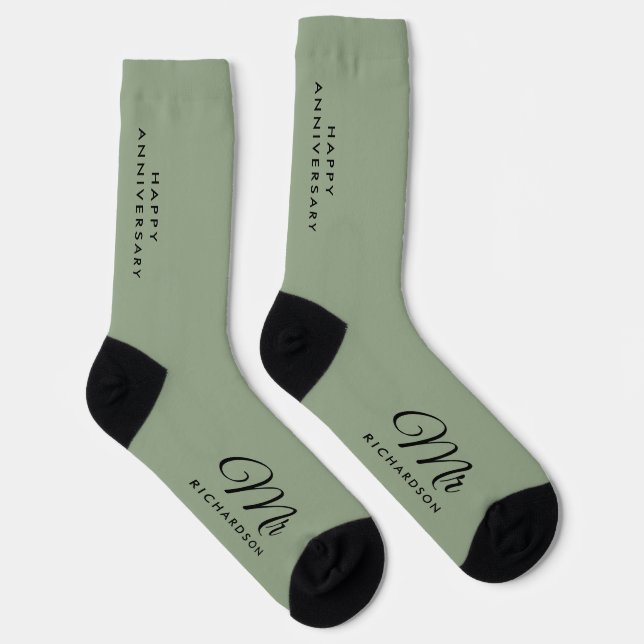 Sleek Minimalistisch Sage Green Mr Wedding Anniver Socken (Rechts)