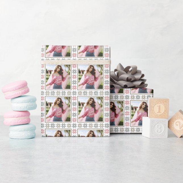 Sleek Personalisiert Foto und Holiday Poinsettia Geschenkpapier (Babyparty)