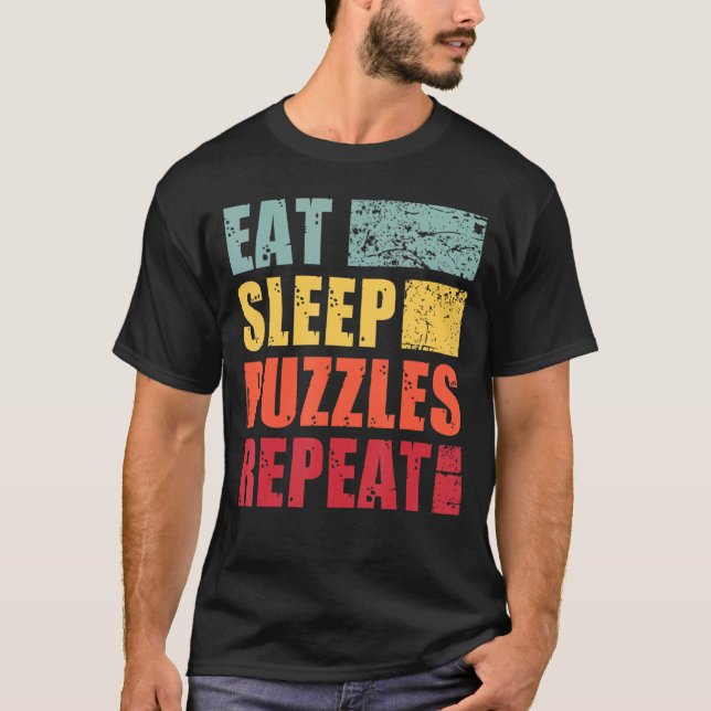 Sleep-Puzzles wiederholen T-Shirt (Vorderseite)