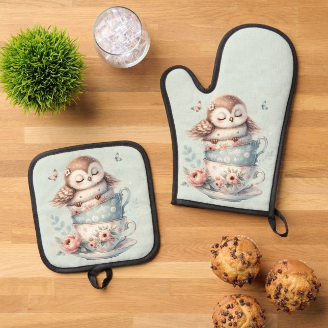 Sleeping Owl in Stacked Floral Teacups Ofenhandschuh & Topflappen-Set (Oben Unten)