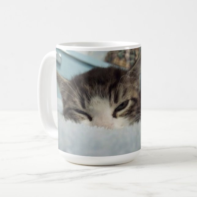 Sleepy Keeno Tasse (Vorderseite Links)