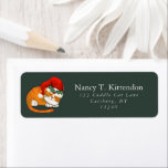 Sleepy Orange Christmas Santa Cat Forest Green<br><div class="desc">Dieses individuell gestaltbare Retourenschild-Design zeichnet sich durch ein niedliches, schläfend gestreiftes Orangentabell mit Weihnachtsmannmütze und heiligen Sprig auf einem waldgrünen Hintergrund aus. Mit der Schaltfläche Zazzle Personalize können Sie die Hintergrundfarbe, den Namen und die Adressstiftung, den Stil, die Farbe und die Größe des Schriftartes ändern.</div>