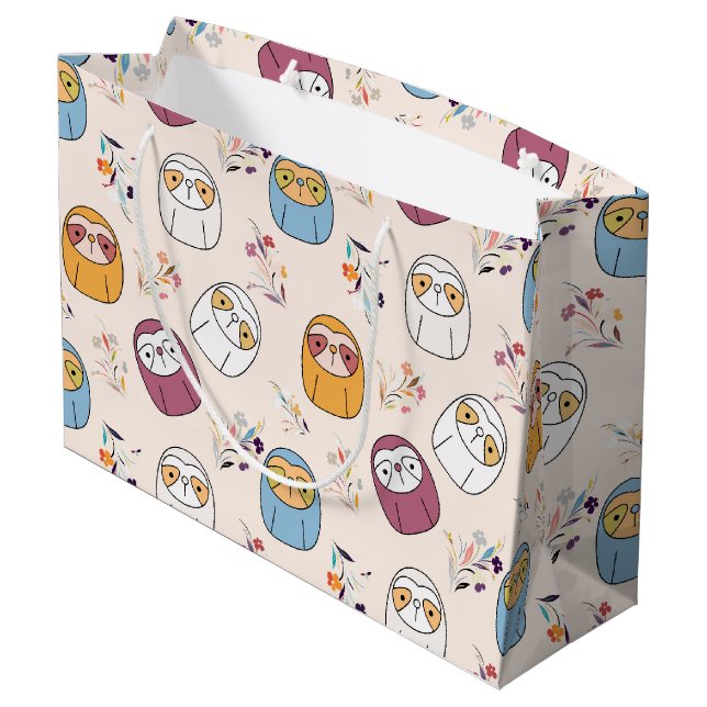 Sleepy Sloth Große Geschenktüte (Rückseite Schrägansicht)