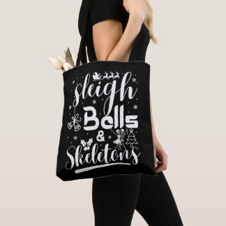 Sleigh bells & skeletons dancing funny christmas tasche