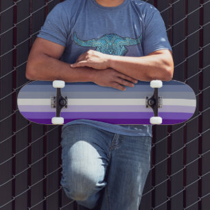 SlipperyJoe's Butch Lesbian Pride Flag repräsentie Skateboard