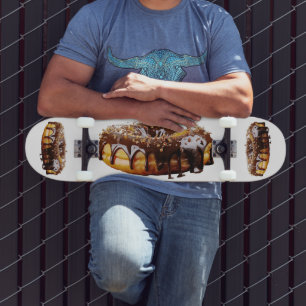 SlipperyJoe's dekadenter Donut, bedeckt mit dicker Skateboard