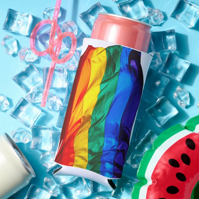 SlipperyJoe's Gay Pride-Fahne schwänzen Stolzfarbe Selters Dosenkühler (In Situ Sommer)