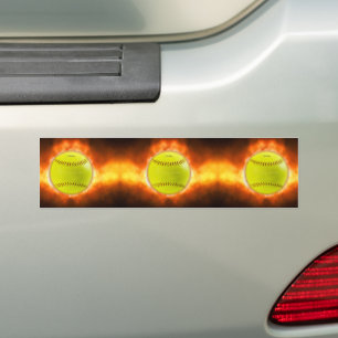 SlipperyJoe's gelbe Softball-Feuerball-Flammenrasp Autoaufkleber