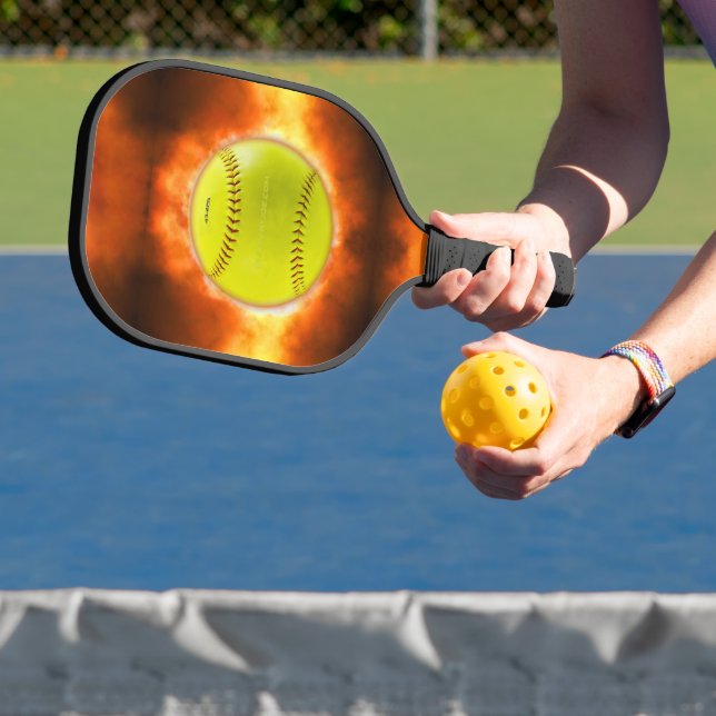 SlipperyJoe's gelbe Softball-Feuerball-Flammenrasp Pickleball Schläger (InSitu)