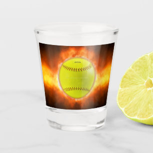 SlipperyJoe's gelber Softball-Feuerball Flammen ra Schnapsglas