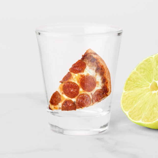 SlipperyJoe's klassische Pepperoni-Pizzaschnitt ge Schnapsglas (Vorderseite)