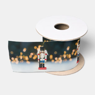 SlipperyJoes klassischer Weihnachts-Nussknacker-Sc Satinband