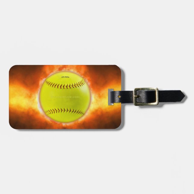SlipperyJoe's künstlerischer Softball auf Feuer-Sc Gepäckanhänger (Vorderseite horizontal)